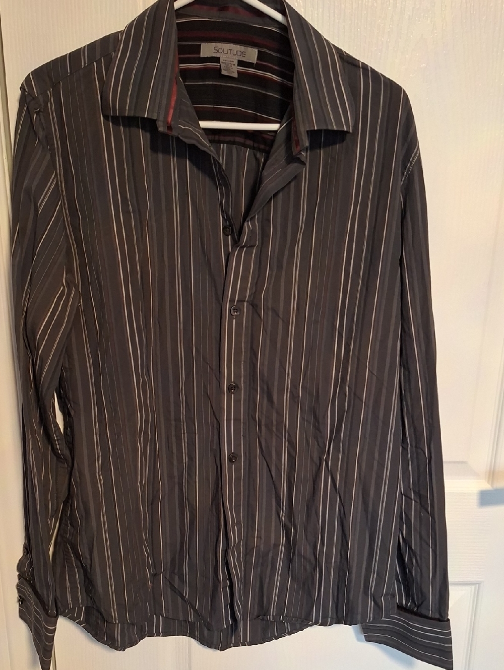 Solitude Men's Black Pinstripe‎ Long-Sleeve Button Down Shirt